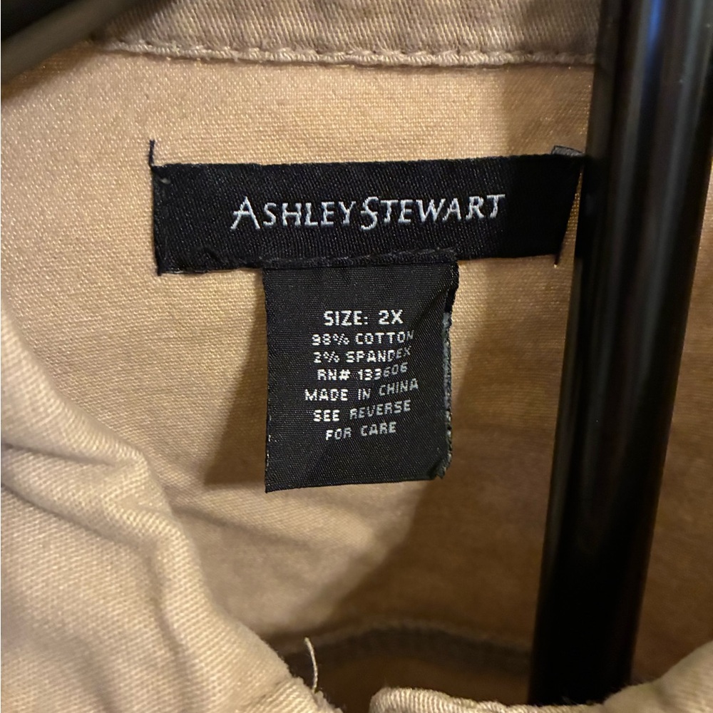 Ashley Stewart Tan Cropped Twill Jean Jacket Utility Wide Cuff Classic Clean 2X - Picture 8 of 9